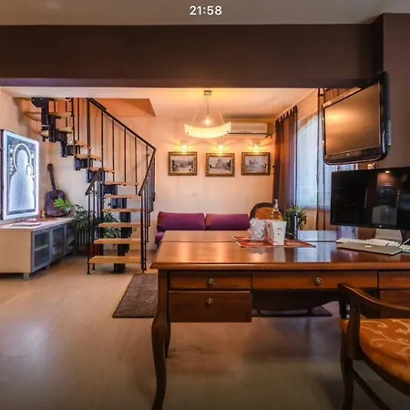 Apartment Downtown Maisonette Burgas City