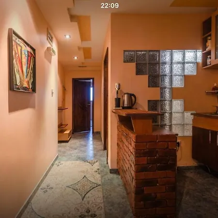 Downtown Maisonette Apartment *