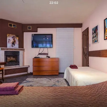 Downtown Maisonette Apartment *